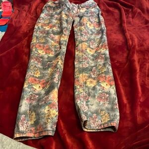 Miss Me floral jeans sz 28
